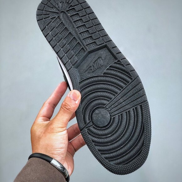 Air Jordan 1 high-top casual fashion sneakers main image 9